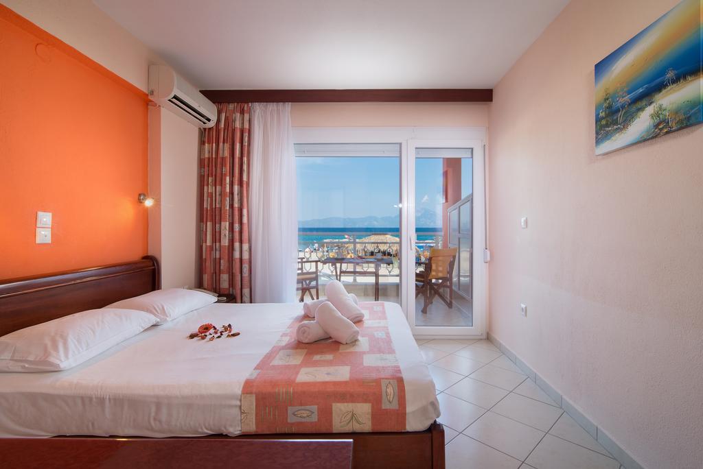Sunrise Hotel Sarti Buitenkant foto
