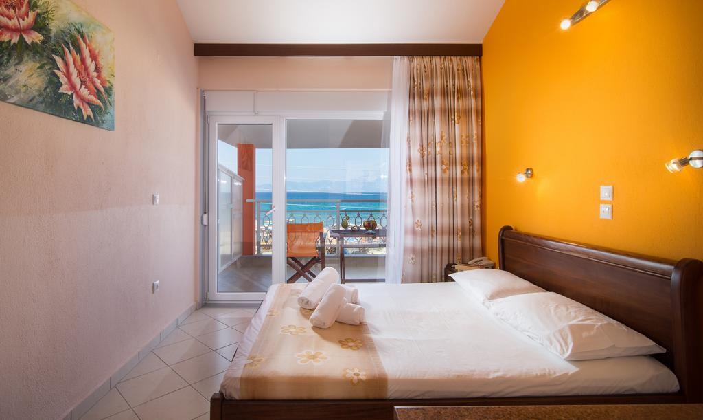 Sunrise Hotel Sarti Buitenkant foto