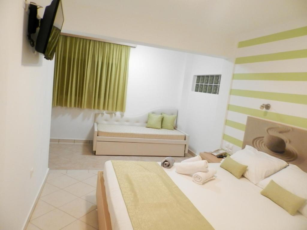 Sunrise Hotel Sarti Buitenkant foto